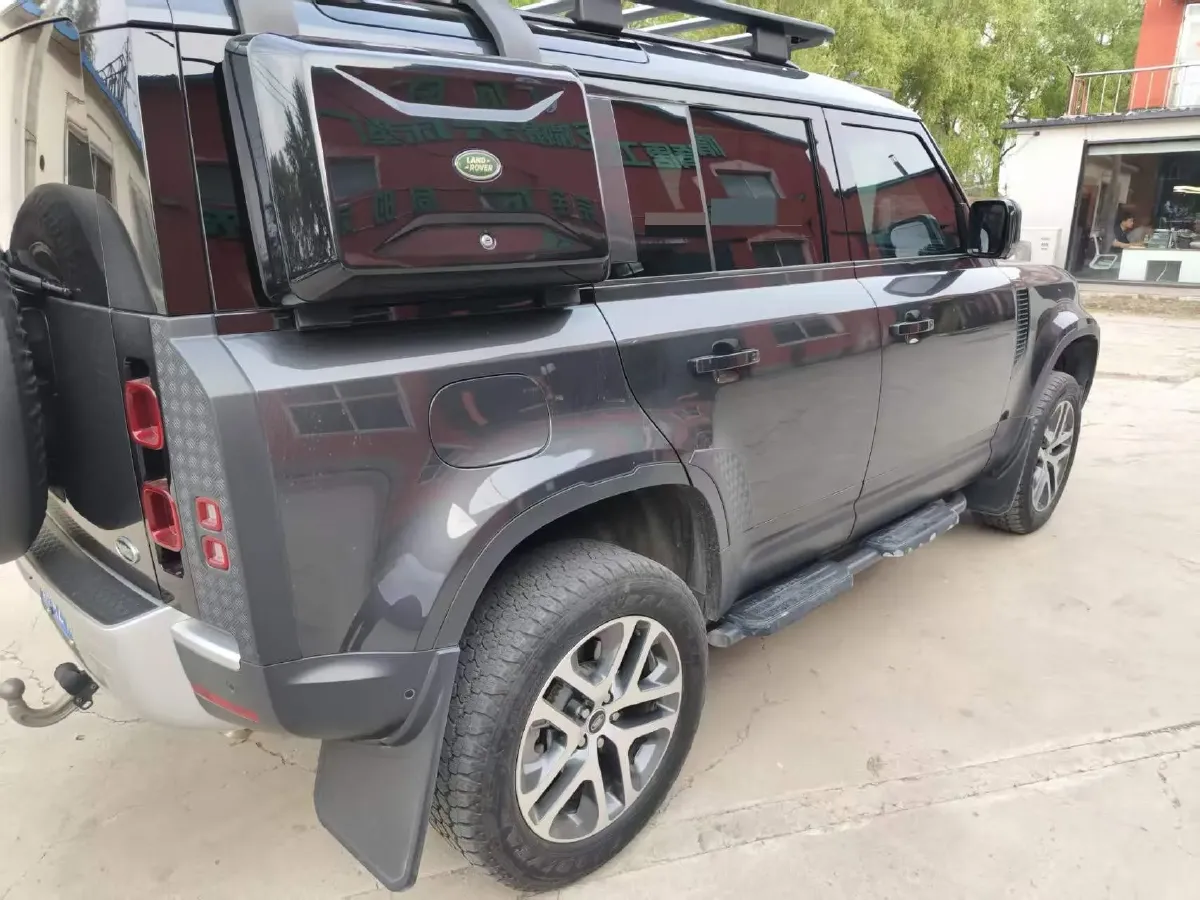 2024 Land Rover Defender 3.0T 400HP L6 8AT,autocango,china used car exporter,china ev exporter,chinese used car exporter,chinese used ev exporter