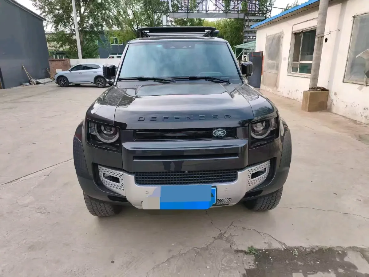 2024 Land Rover Defender 3.0T 400HP L6 8AT,autocango,china used car exporter,china ev exporter,chinese used car exporter,chinese used ev exporter