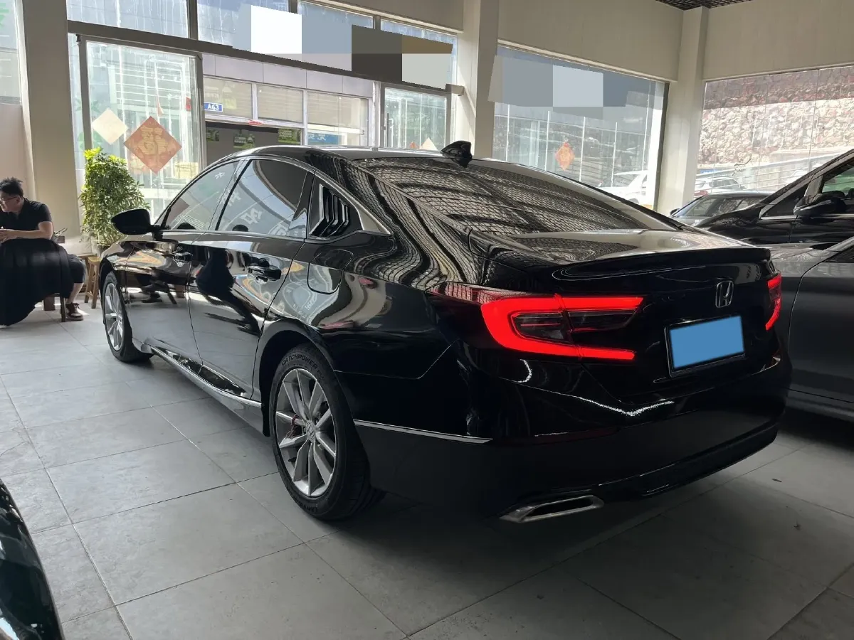 2022 Honda Accord 1.5T 194HP L4 CVT,autocango,china used car exporter,china ev exporter,chinese used car exporter,chinese used ev exporter