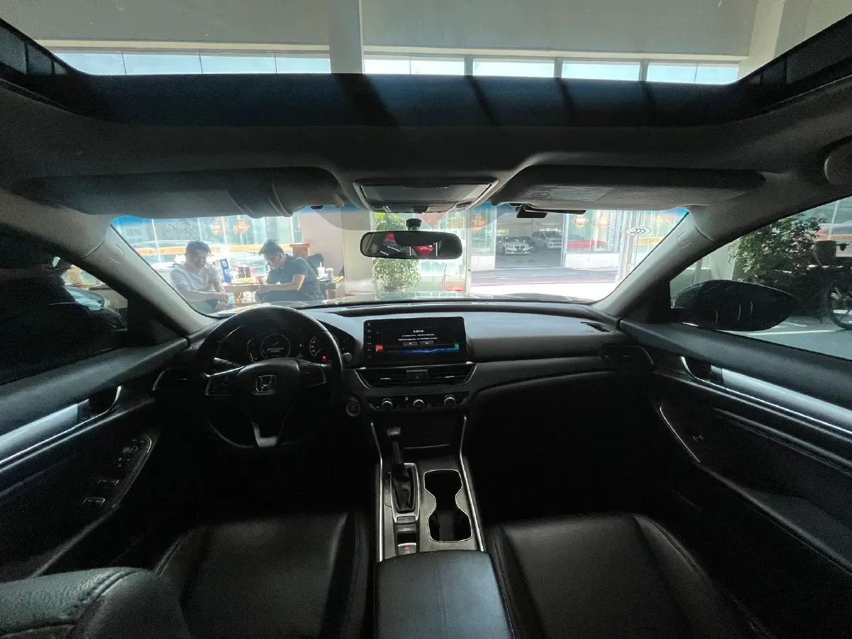2022 Honda Accord 1.5T 194HP L4 CVT,autocango,china used car exporter,china ev exporter,chinese used car exporter,chinese used ev exporter