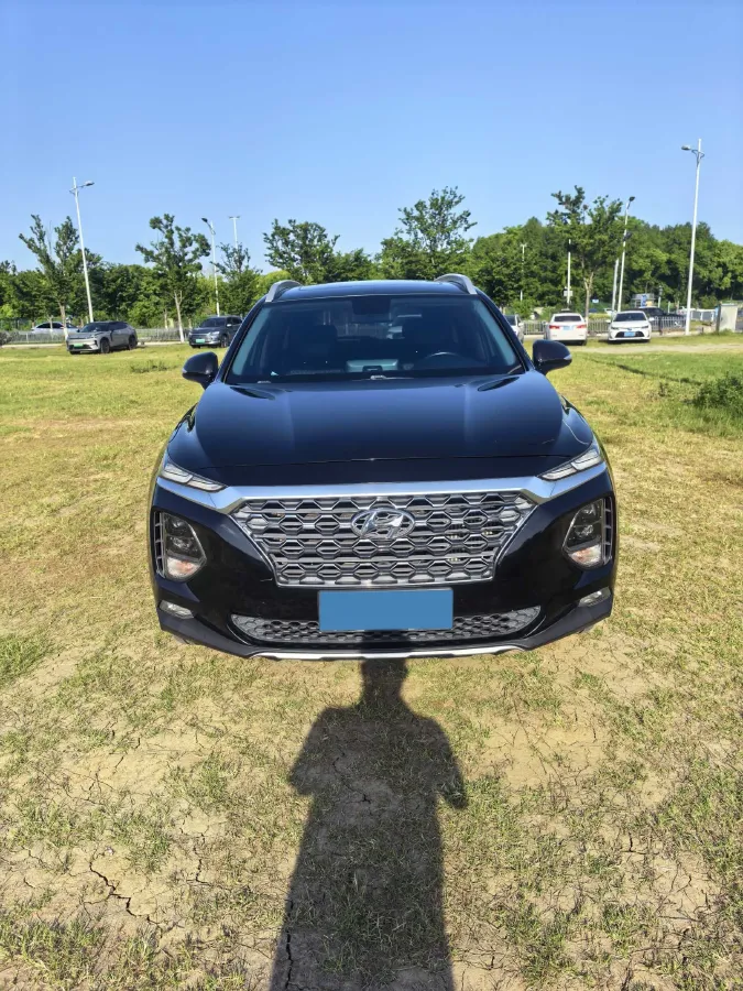 2019 Hyundai Santafe 2.0T 240HP L4 8AT,autocango,china used car exporter,china ev exporter,chinese used car exporter,chinese used ev exporter