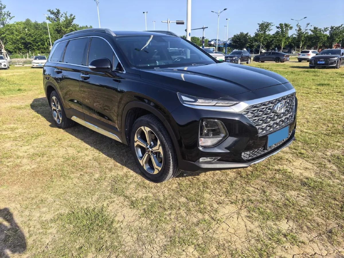 2019 Hyundai Santafe 2.0T 240HP L4 8AT,autocango,china used car exporter,china ev exporter,chinese used car exporter,chinese used ev exporter
