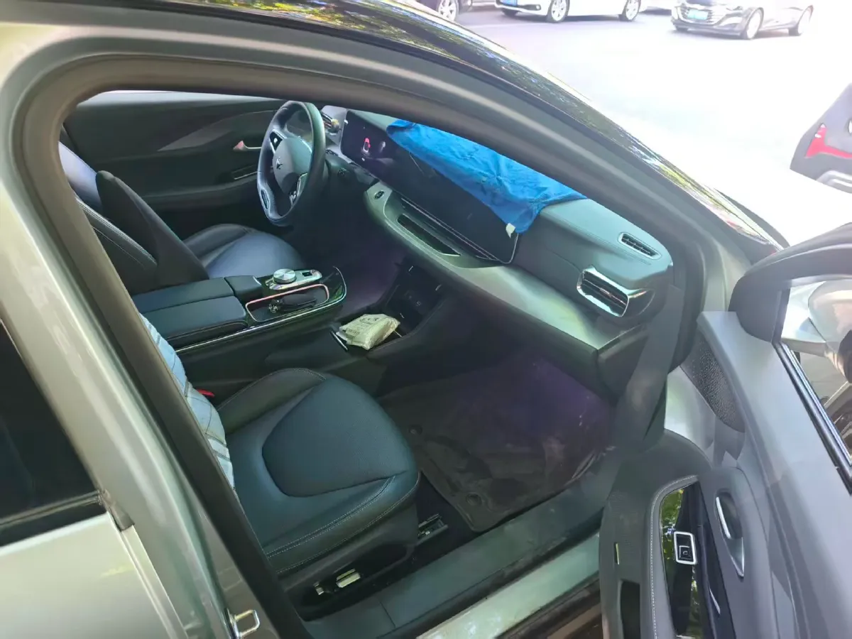 2022 ARCFOX αS BEV 65.6KWH,autocango,china used car exporter,china ev exporter,chinese used car exporter,chinese used ev exporter