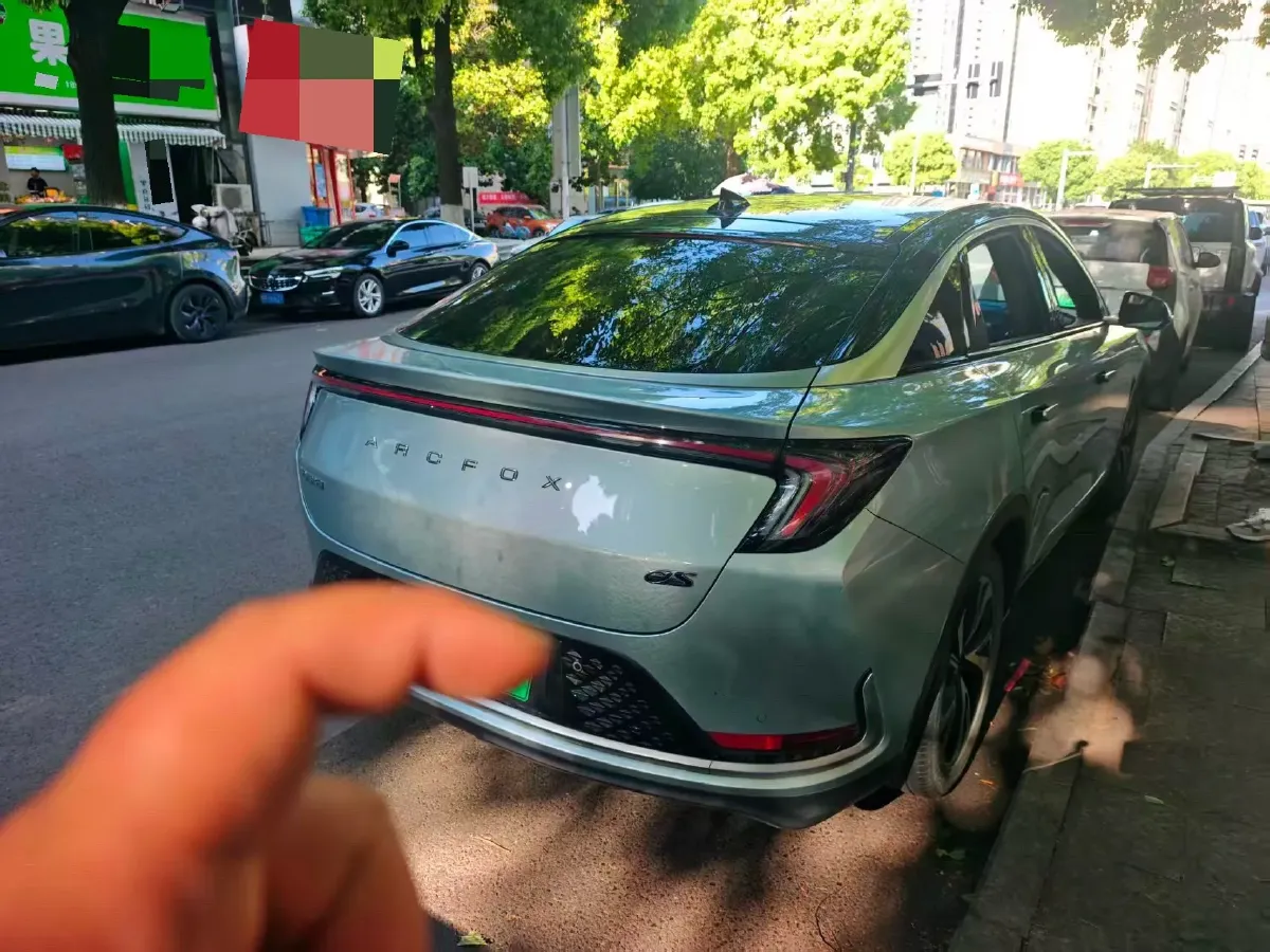 2022 ARCFOX αS BEV 65.6KWH,autocango,china used car exporter,china ev exporter,chinese used car exporter,chinese used ev exporter