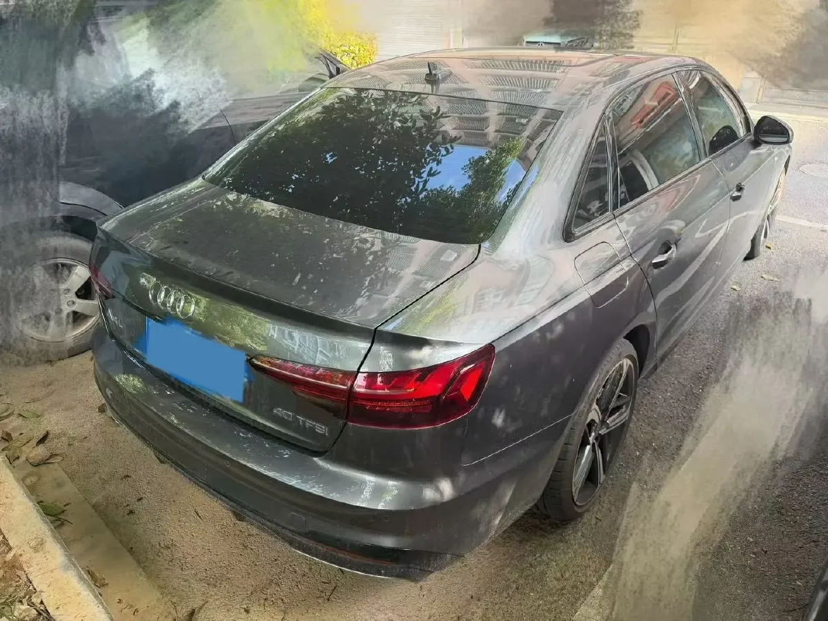 2024 Audi A4L 2.0T 190HP L4 7DCT,autocango,china used car exporter,china ev exporter,chinese used car exporter,chinese used ev exporter
