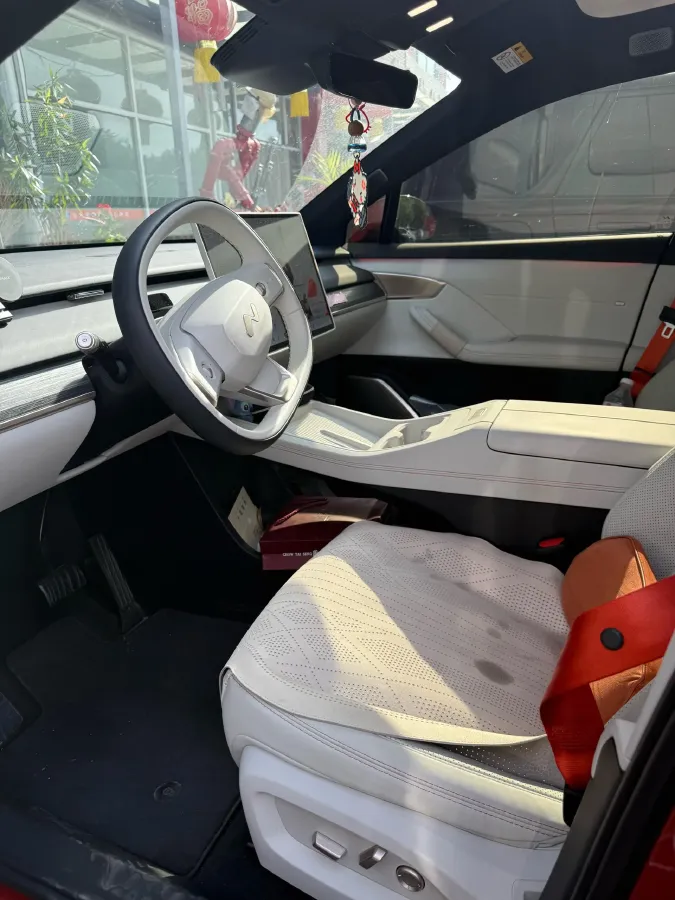 2024 ONVO L60 BEV 60KWH,autocango,china used car exporter,china ev exporter,chinese used car exporter,chinese used ev exporter