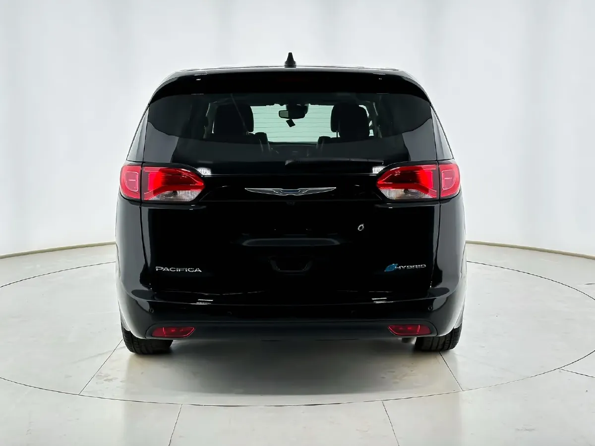 2018 Chrysler Pacifica 3.6L 245HP V6 E-CVT PHEV 16KWH,autocango,china used car exporter,china ev exporter,chinese used car exporter,chinese used ev exporter