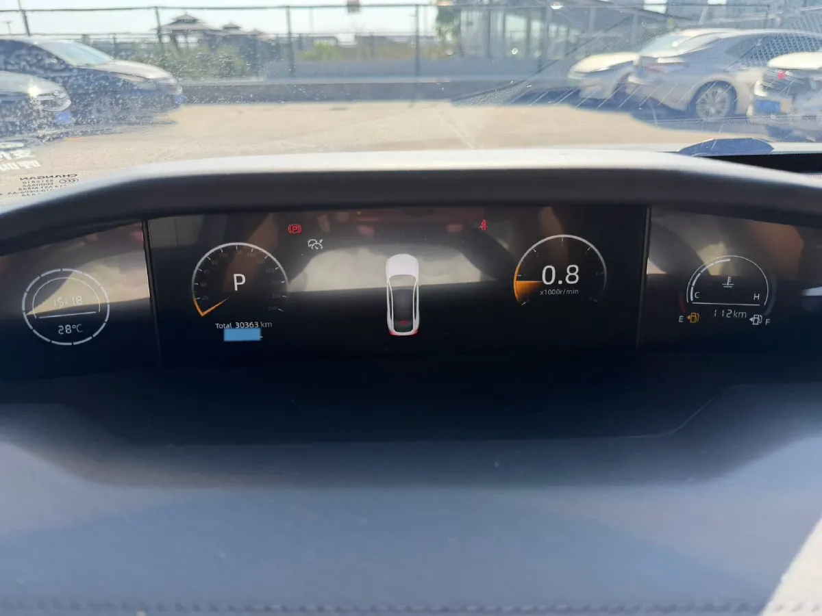 2022 ChangAn UNI-V 1.5T 188HP L4 7DCT,autocango,china used car exporter,china ev exporter,chinese used car exporter,chinese used ev exporter