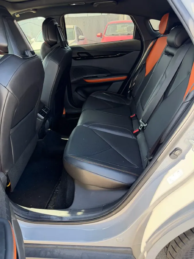 2022 ChangAn UNI-V 1.5T 188HP L4 7DCT,autocango,china used car exporter,china ev exporter,chinese used car exporter,chinese used ev exporter