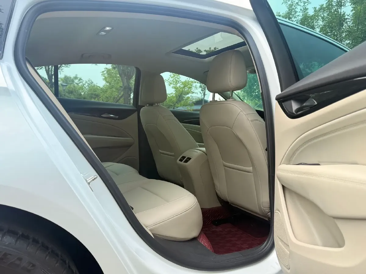 2022 Buick Regal 1.5T 169HP L4 9AT,autocango,china used car exporter,china ev exporter,chinese used car exporter,chinese used ev exporter