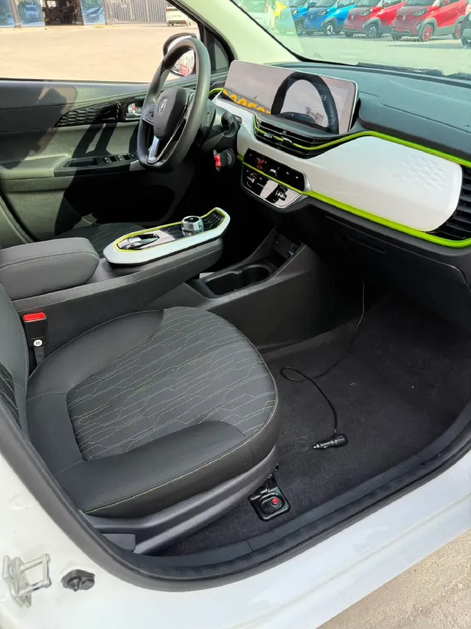 2020 ChangAn BenBen E-Star BEV 32.2KWH,autocango,china used car exporter,china ev exporter,chinese used car exporter,chinese used ev exporter
