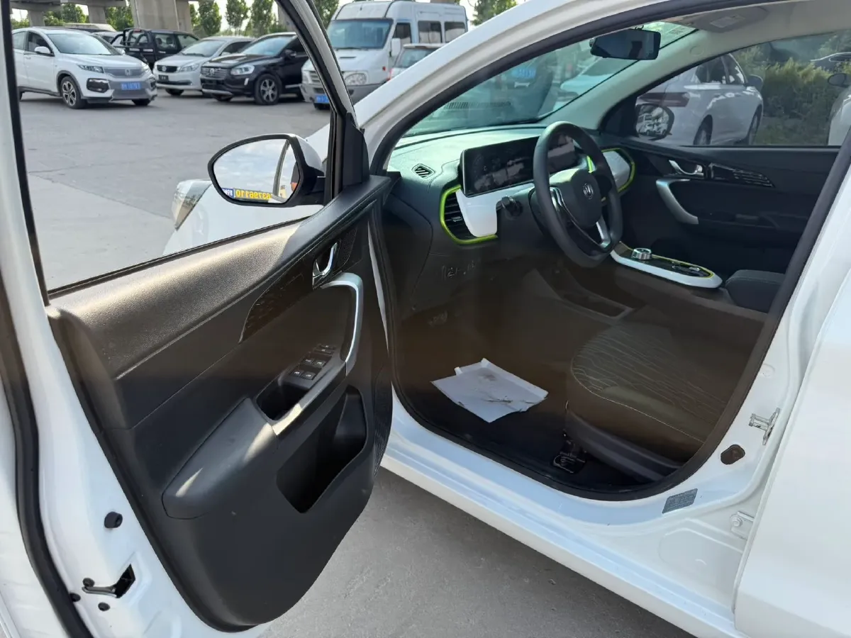 2020 ChangAn BenBen E-Star BEV 32.2KWH,autocango,china used car exporter,china ev exporter,chinese used car exporter,chinese used ev exporter