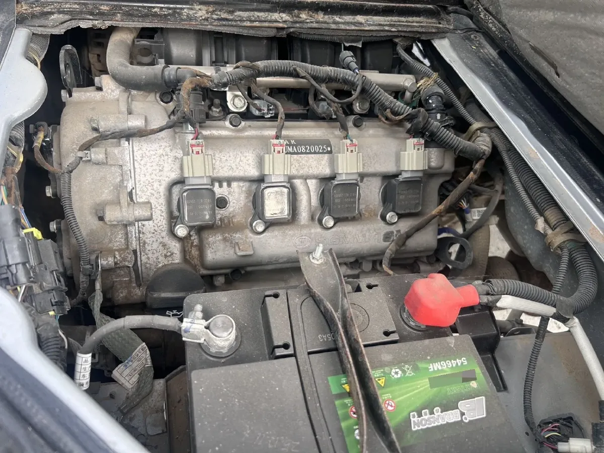 2021 ChangAn KuaYue New Leopard T5 1.6L 122HP L4 5MT,autocango,china used car exporter,china ev exporter,chinese used car exporter,chinese used ev exporter