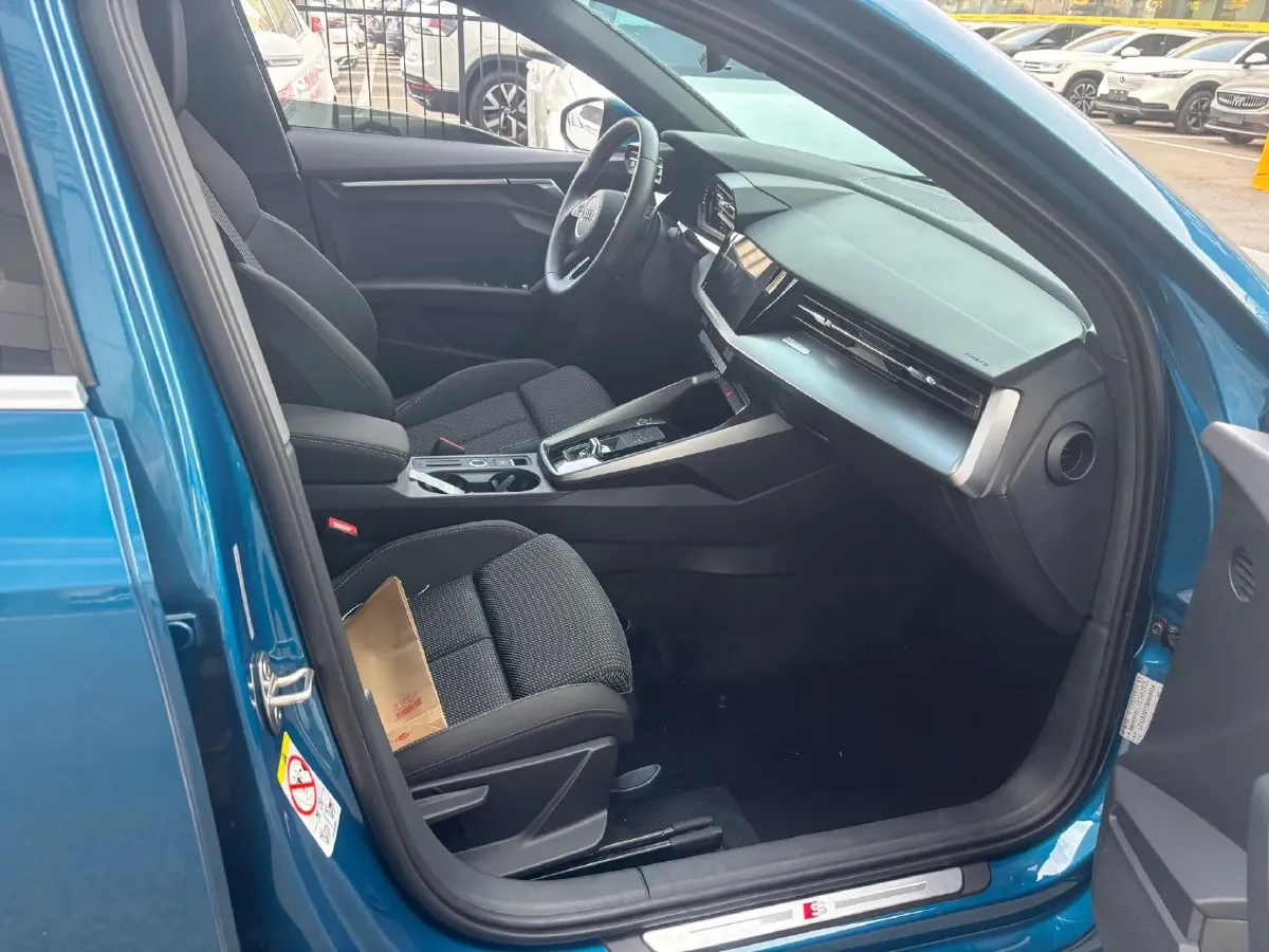 2021 Audi A3 1.4T 150HP L4 7DCT,autocango,china used car exporter,china ev exporter,chinese used car exporter,chinese used ev exporter