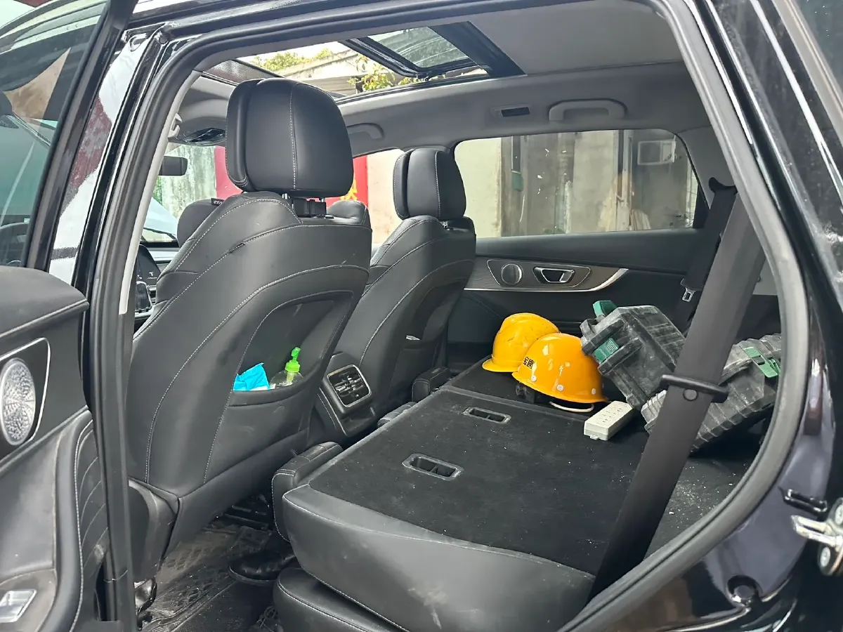 2022 Chery Tiggo 8 PRO 1.6T 197HP L4 7DCT,autocango,china used car exporter,china ev exporter,chinese used car exporter,chinese used ev exporter