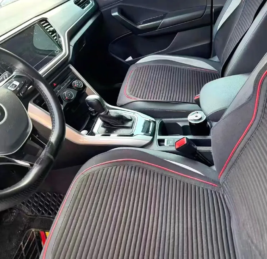 2022 Volkswagen T-Roc 1.4T 150HP L4 7DCT,autocango,china used car exporter,china ev exporter,chinese used car exporter,chinese used ev exporter