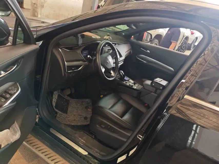 2020 Cadillac XT4 2.0T 237HP L4 9AT,autocango,china used car exporter,china ev exporter,chinese used car exporter,chinese used ev exporter