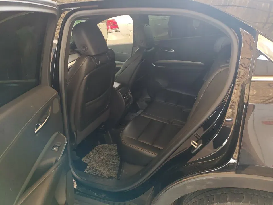 2020 Cadillac XT4 2.0T 237HP L4 9AT,autocango,china used car exporter,china ev exporter,chinese used car exporter,chinese used ev exporter