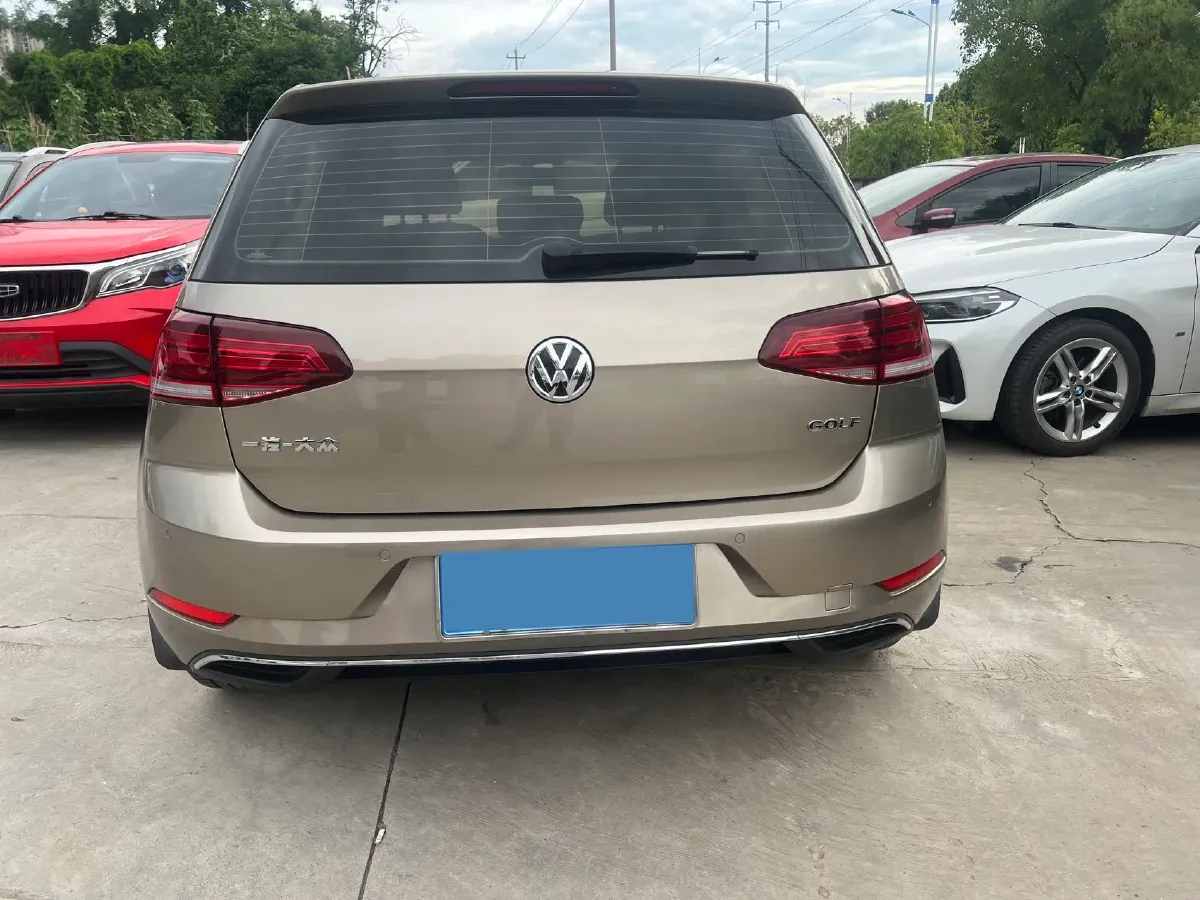 2018 Volkswagen Golf 1.6L 110HP L4 6AT,autocango,china used car exporter,china ev exporter,chinese used car exporter,chinese used ev exporter