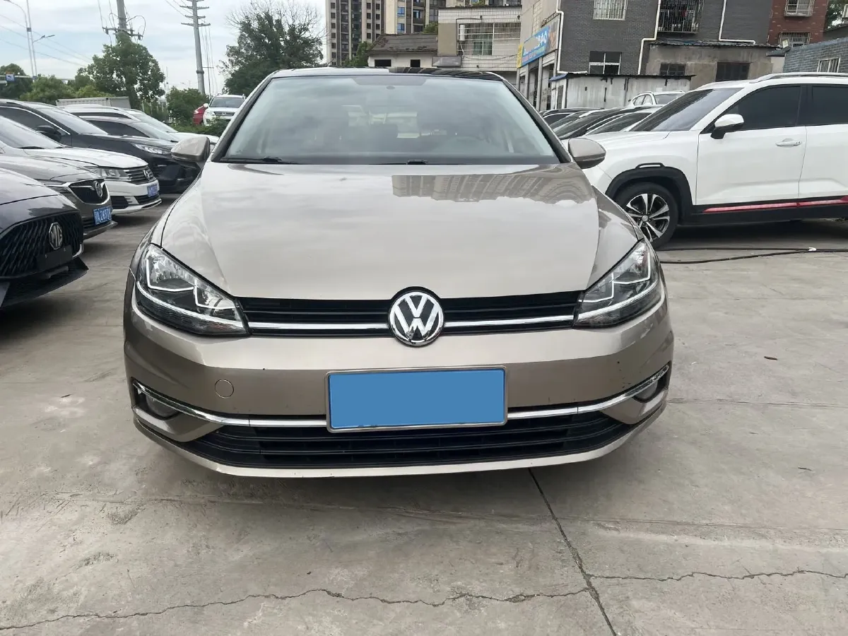 2018 Volkswagen Golf 1.6L 110HP L4 6AT,autocango,china used car exporter,china ev exporter,chinese used car exporter,chinese used ev exporter
