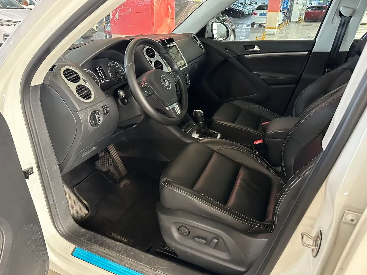 2017 Haval H9 2.0T 190HP L4 8AT,autocango,china used car exporter,china ev exporter,chinese used car exporter,chinese used ev exporter