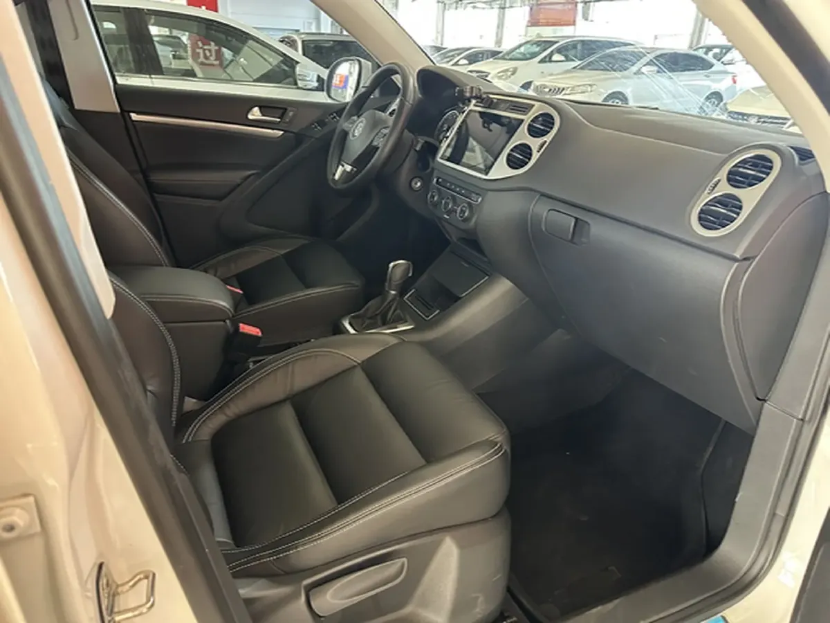 2017 Haval H9 2.0T 190HP L4 8AT,autocango,china used car exporter,china ev exporter,chinese used car exporter,chinese used ev exporter