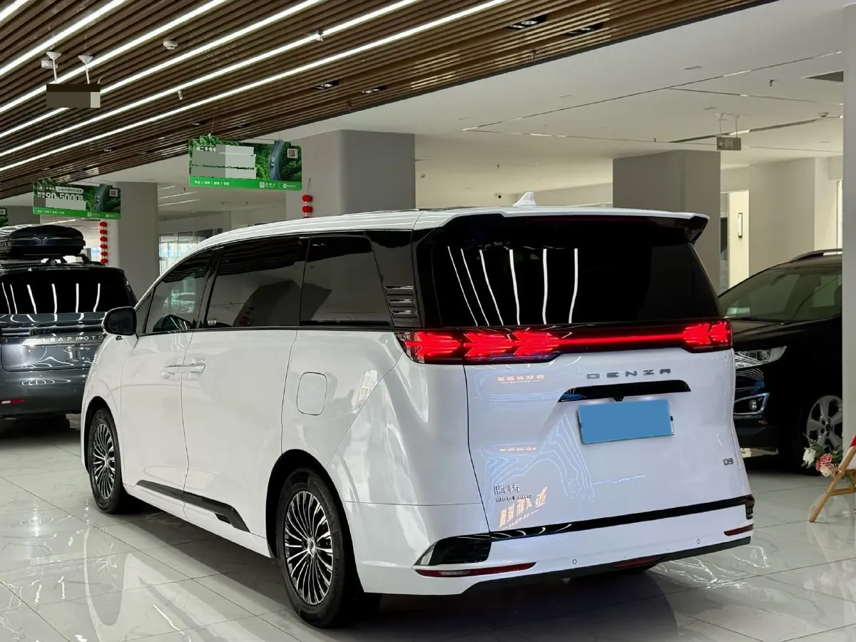 2022 Mercedes-Benz GLC Class 2.0T 197HP L4 9AT,autocango,china used car exporter,china ev exporter,chinese used car exporter,chinese used ev exporter
