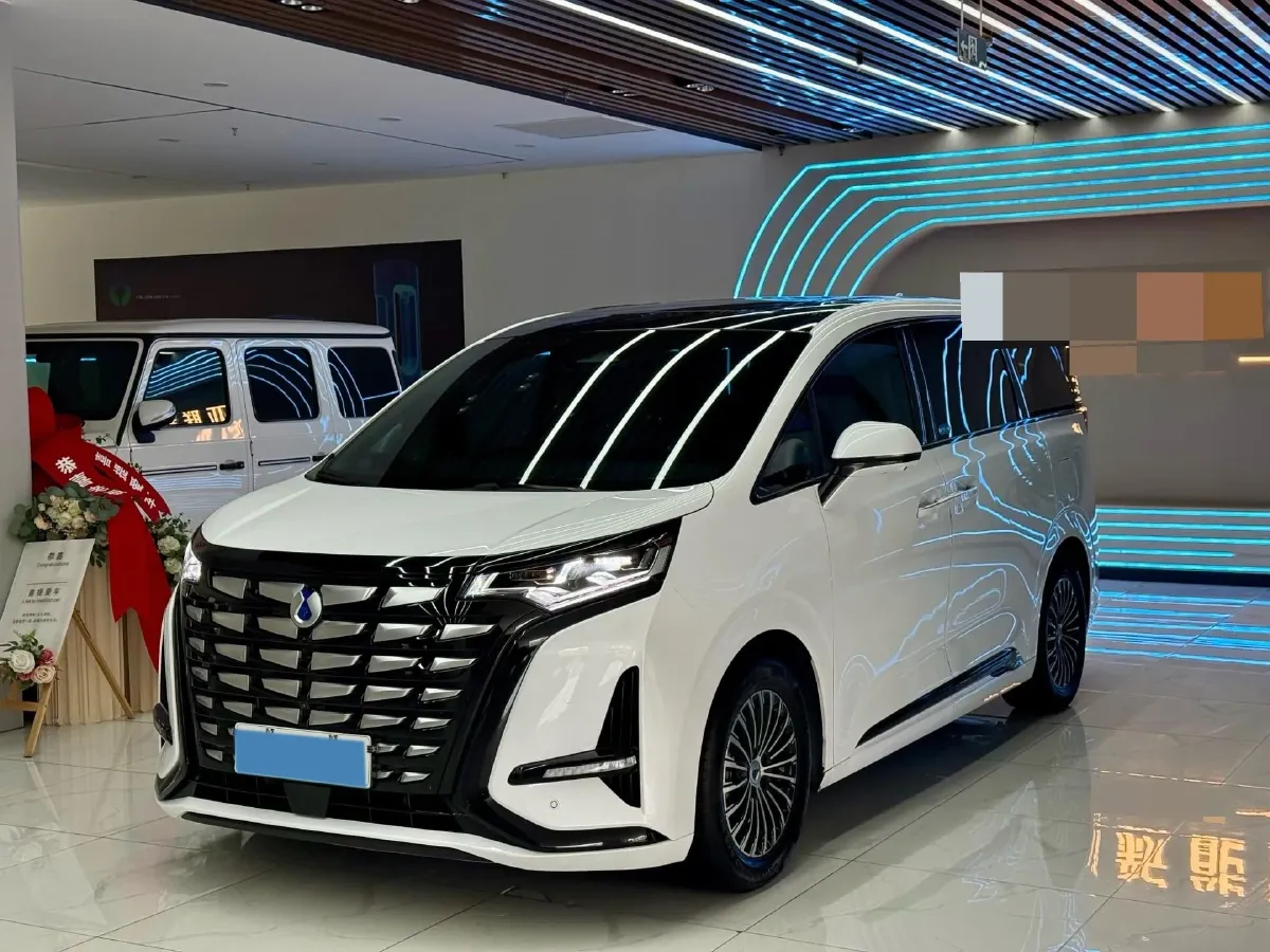 2022 Mercedes-Benz GLC Class 2.0T 197HP L4 9AT,autocango,china used car exporter,china ev exporter,chinese used car exporter,chinese used ev exporter