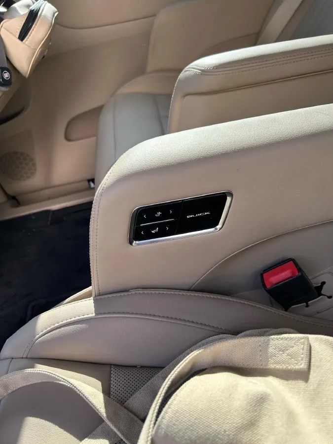 2025 Buick GL8 1.5T 180HP L4 2DHT PHEV,autocango,china used car exporter,china ev exporter,chinese used car exporter,chinese used ev exporter