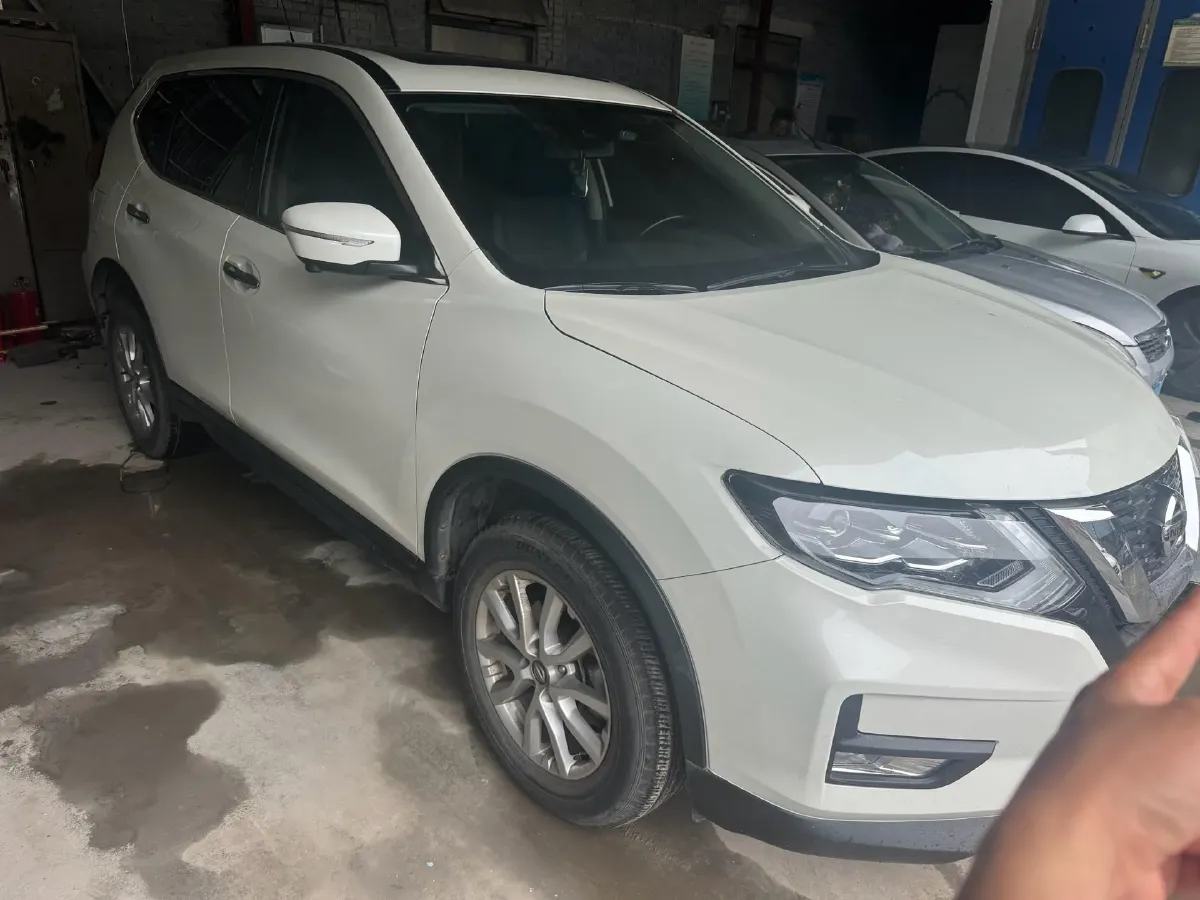 2021 Nissan X-Trail 2.0L 151HP L4 CVT,autocango,china used car exporter,china ev exporter,chinese used car exporter,chinese used ev exporter