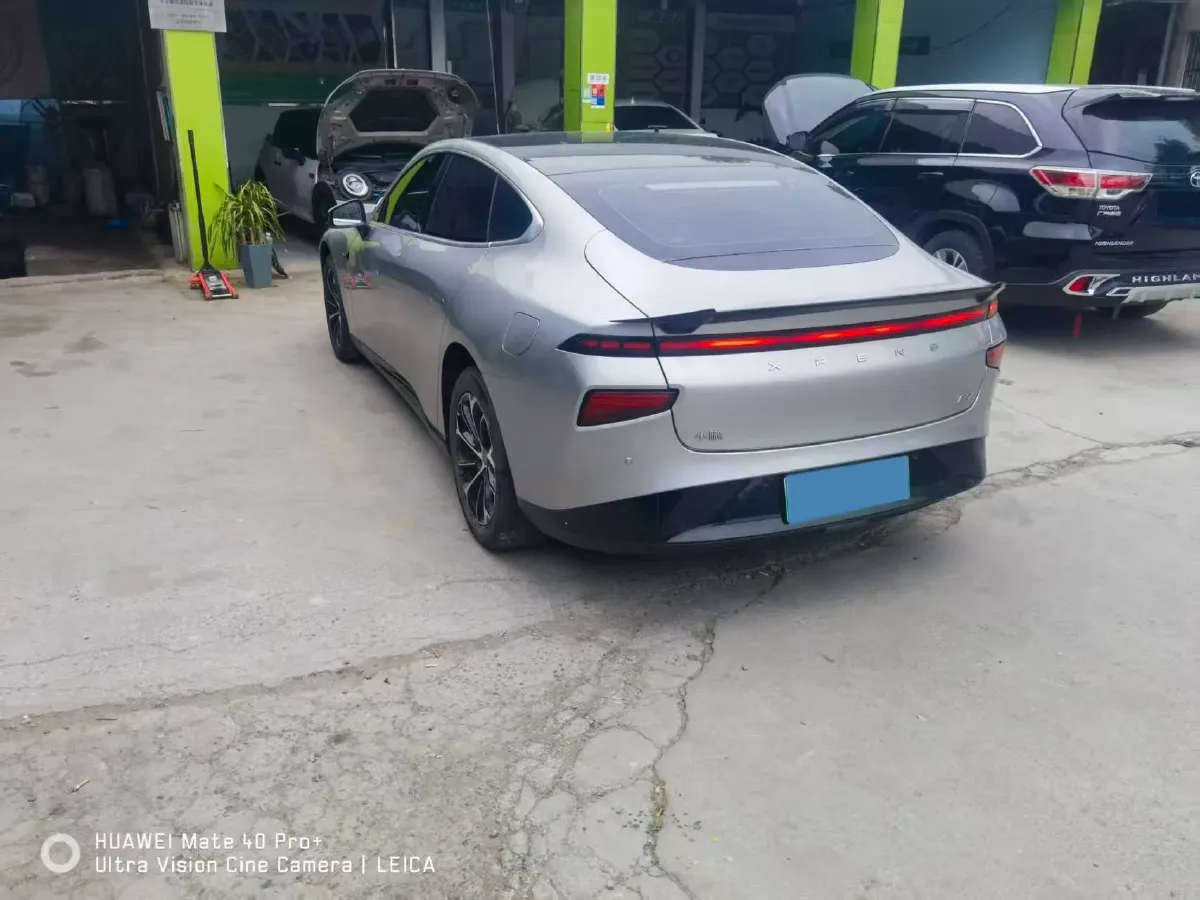 2020 Xpeng P7 BEV 70.8KWH,autocango,china used car exporter,china ev exporter,chinese used car exporter,chinese used ev exporter