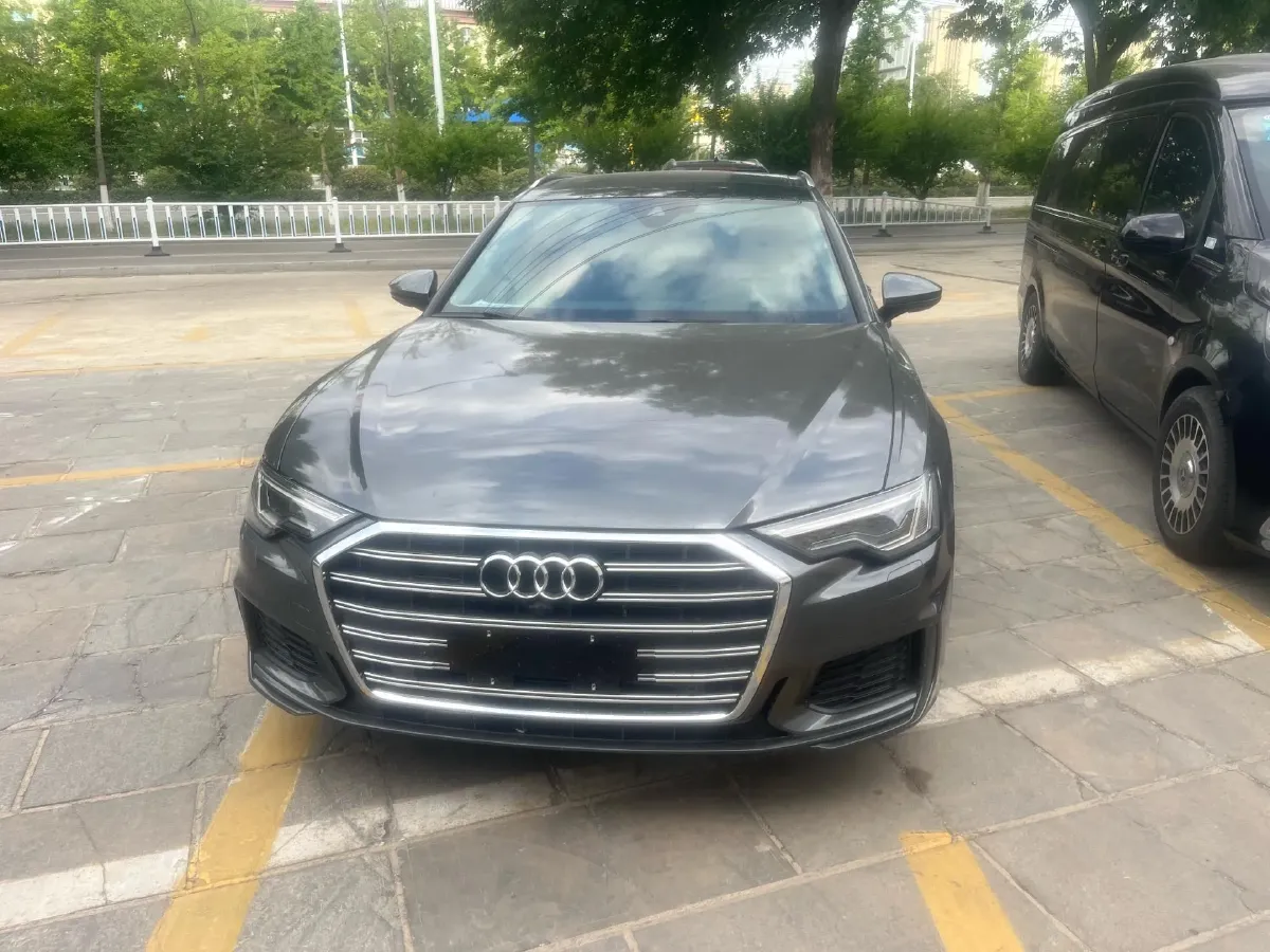 2021 Audi A6 2.0T 245HP L4 7DCT,autocango,china used car exporter,china ev exporter,chinese used car exporter,chinese used ev exporter