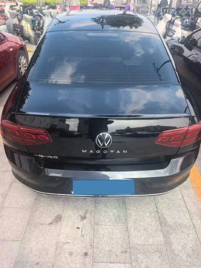 2025 Volkswagen Magotan 1.4T 150HP L4 7DCT,autocango,china used car exporter,china ev exporter,chinese used car exporter,chinese used ev exporter