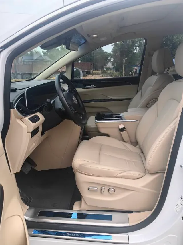 2023 Buick GL8 2.0T 237HP L4 9AT,autocango,china used car exporter,china ev exporter,chinese used car exporter,chinese used ev exporter