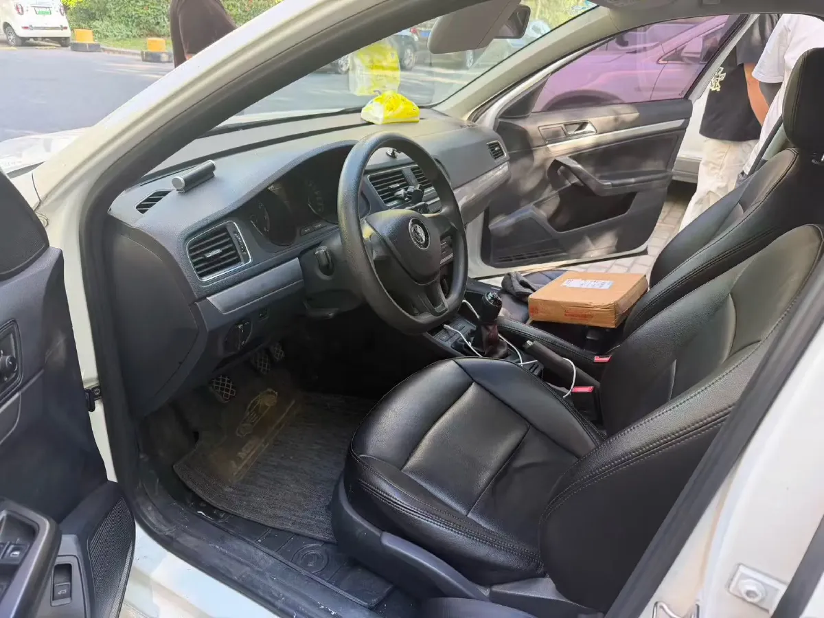 2017 Buick Excelle 1.5L 114HP L4 5MT,autocango,china used car exporter,china ev exporter,chinese used car exporter,chinese used ev exporter