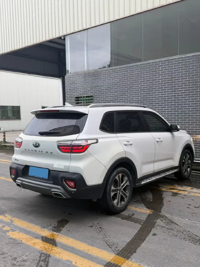 2018 Kia Sportage R 2.0L 160HP L4 6AT,autocango,china used car exporter,china ev exporter,chinese used car exporter,chinese used ev exporter