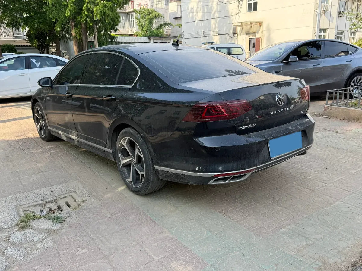 2025 Volkswagen Magotan 2.0T 186HP L4 7DCT,autocango,china used car exporter,china ev exporter,chinese used car exporter,chinese used ev exporter