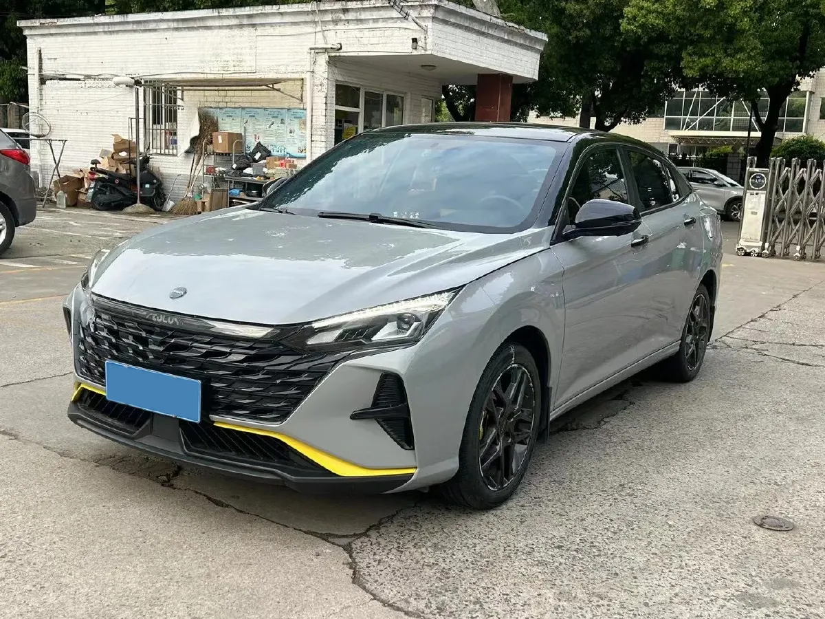 2023 DongFeng Aeolus YiXuan 1.5T 197HP L4 6DCT,autocango,china used car exporter,china ev exporter,chinese used car exporter,chinese used ev exporter