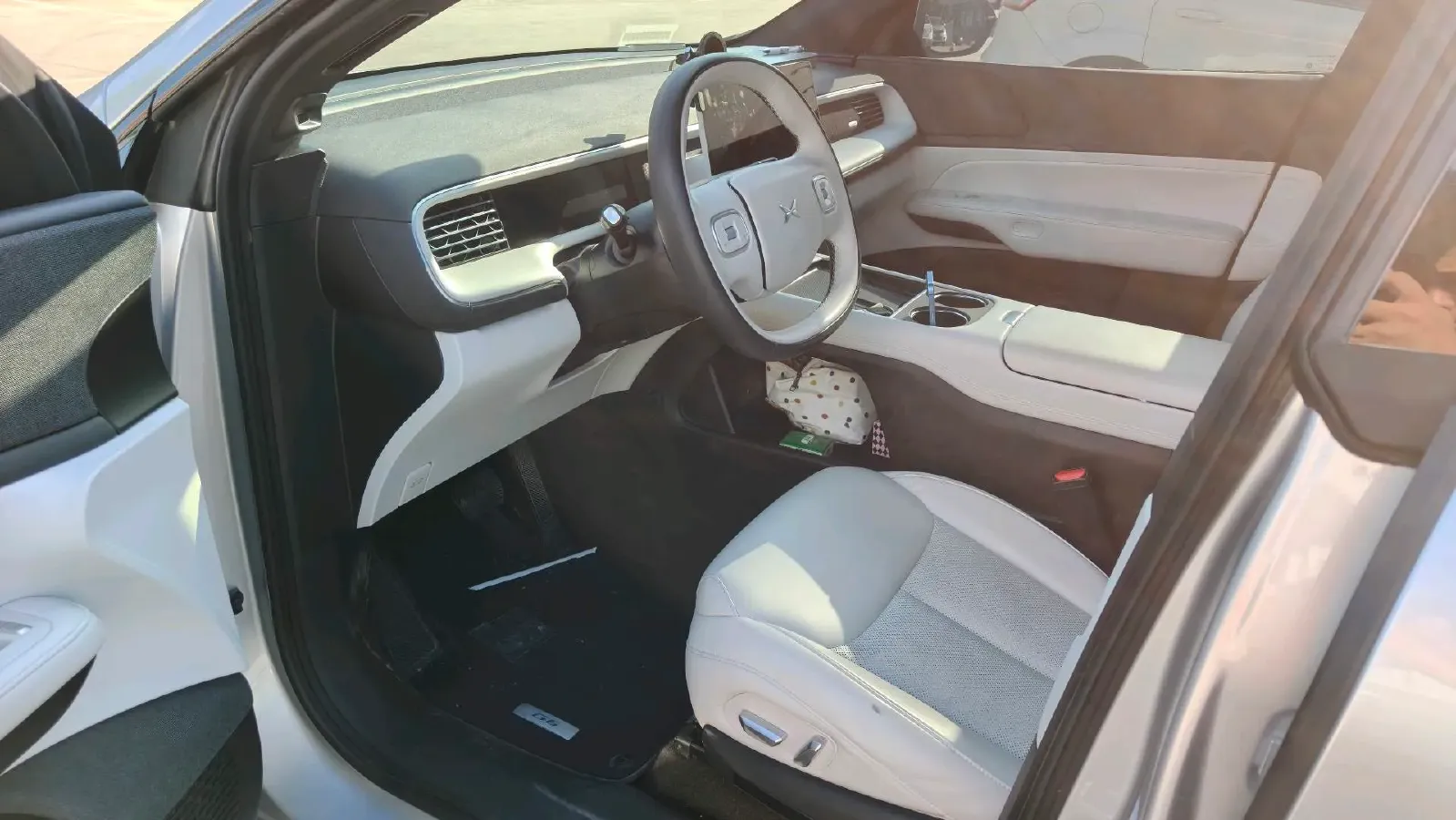 2023 Xpeng G6 BEV 66KWH,autocango,china used car exporter,china ev exporter,chinese used car exporter,chinese used ev exporter