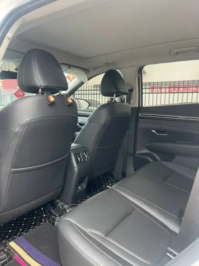 2023 Hyundai Tucson 1.5T 200HP L4 8AT,autocango,china used car exporter,china ev exporter,chinese used car exporter,chinese used ev exporter