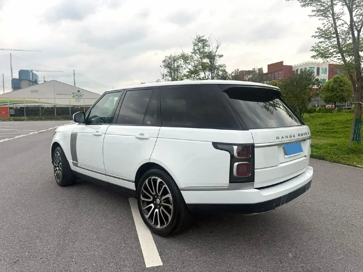 2018 Land Rover Range Rover Evoque 2.0T 241HP L4 9AT,autocango,china used car exporter,china ev exporter,chinese used car exporter,chinese used ev exporter