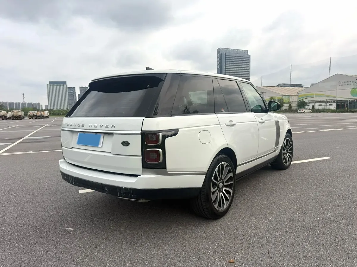2018 Land Rover Range Rover Evoque 2.0T 241HP L4 9AT,autocango,china used car exporter,china ev exporter,chinese used car exporter,chinese used ev exporter