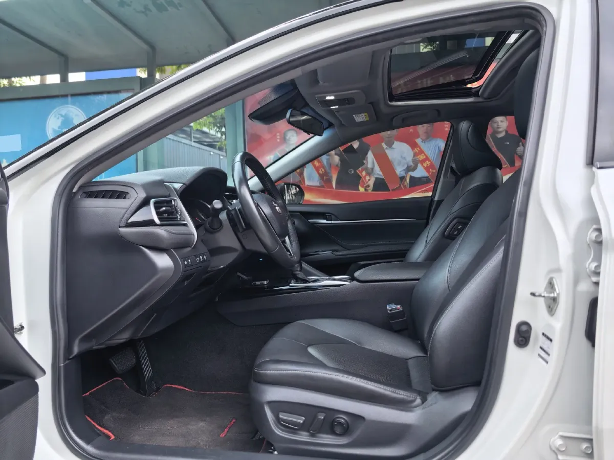 2019 Toyota Camry 2.0L 178HP L4 CVT,autocango,china used car exporter,china ev exporter,chinese used car exporter,chinese used ev exporter