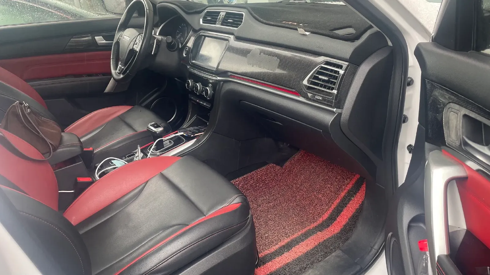 2018 Haval H2 1.5T 150HP L4 7DCT,autocango,china used car exporter,china ev exporter,chinese used car exporter,chinese used ev exporter