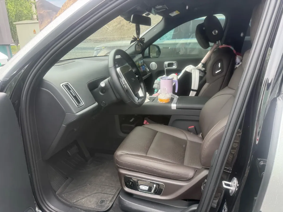 2022 Li L9 Range Extended 154HP REEV 42.6KWH,autocango,china used car exporter,china ev exporter,chinese used car exporter,chinese used ev exporter