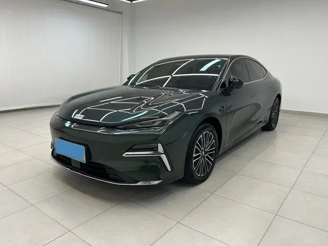 2025 Geely Galaxy Starshine 8 1.5L 112HP L4 1DHT PHEV,autocango,china used car exporter,china ev exporter,chinese used car exporter,chinese used ev exporter