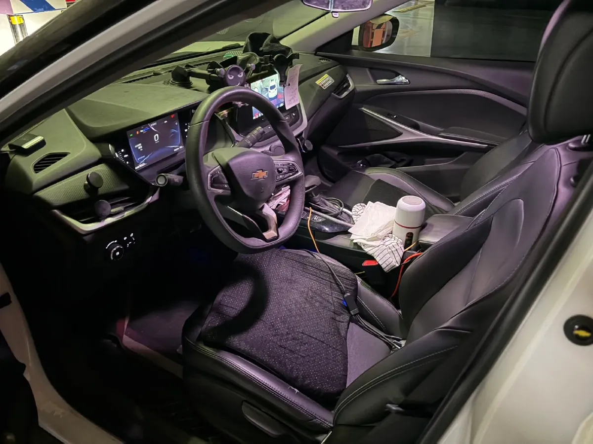 2022 Chevrolet Menlo BEV 61.1KWH,autocango,china used car exporter,china ev exporter,chinese used car exporter,chinese used ev exporter