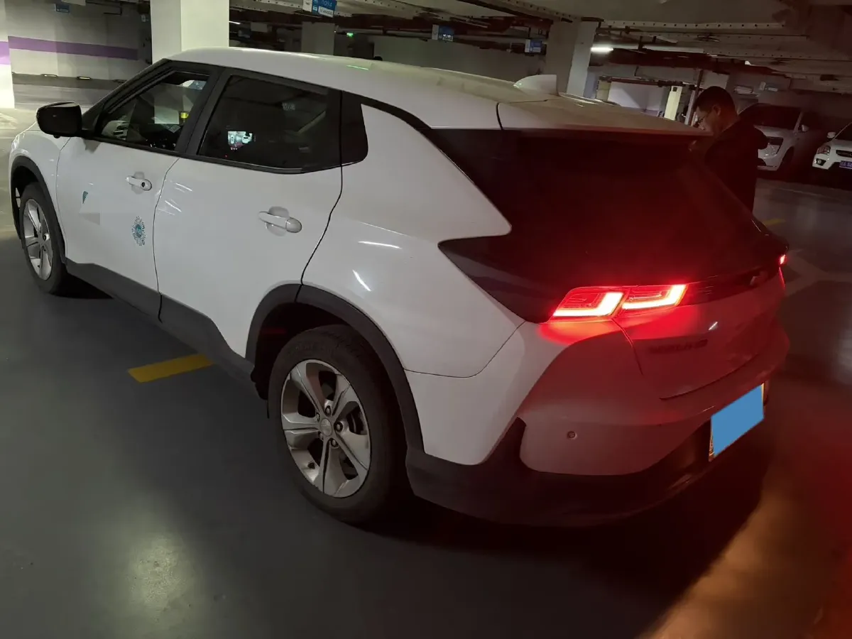 2022 Chevrolet Menlo BEV 61.1KWH,autocango,china used car exporter,china ev exporter,chinese used car exporter,chinese used ev exporter
