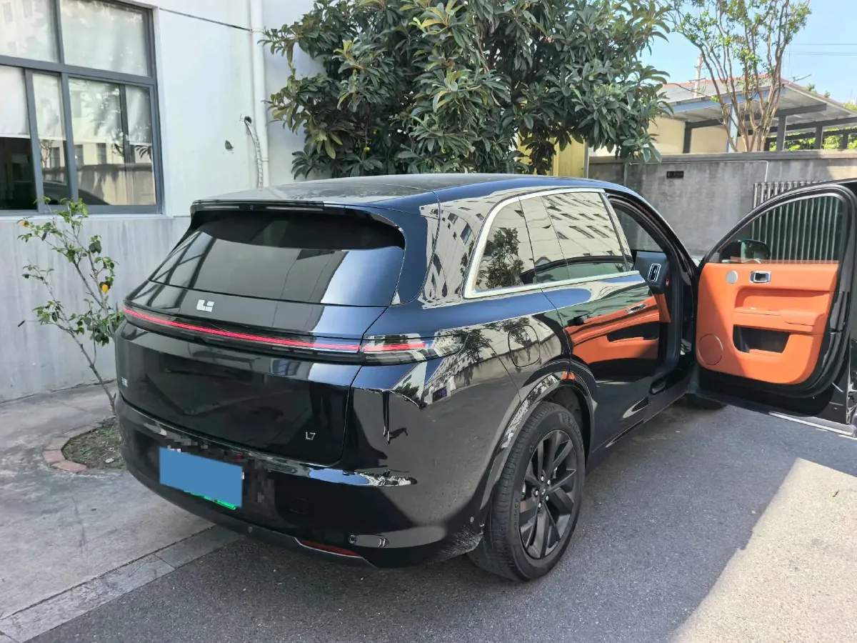 2023 Li L7 Range Extended 154HP REEV 40.9KWH,autocango,china used car exporter,china ev exporter,chinese used car exporter,chinese used ev exporter