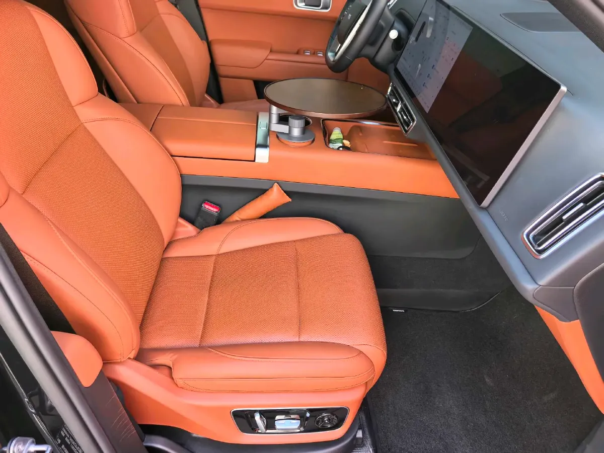 2023 Li L7 Range Extended 154HP REEV 40.9KWH,autocango,china used car exporter,china ev exporter,chinese used car exporter,chinese used ev exporter